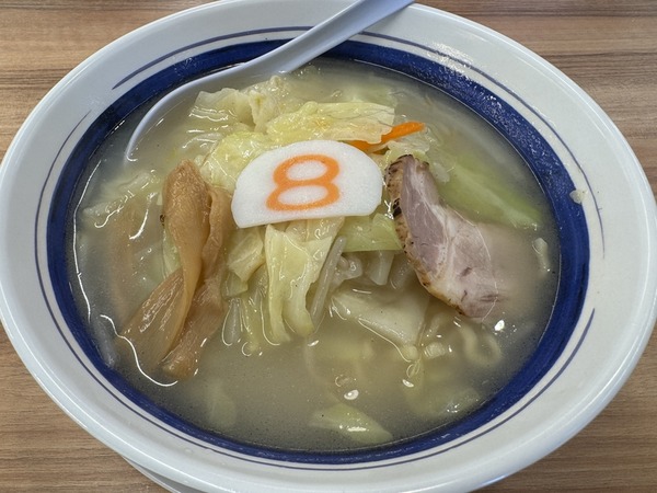 8番らーめん (6)