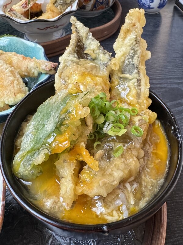 千代 (18)
