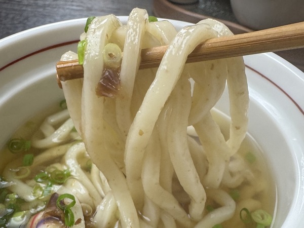 千代 (21)