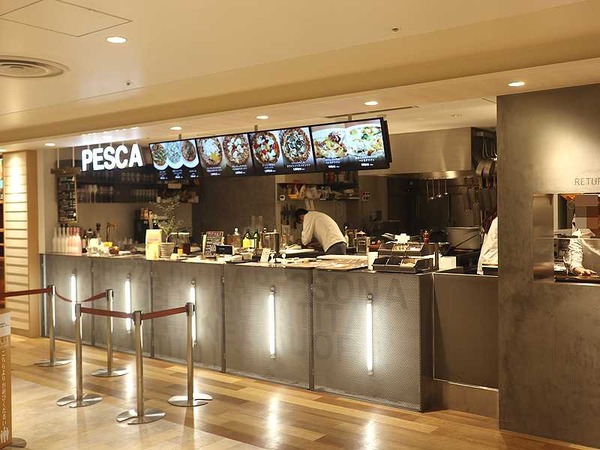 ウメダフードホール (12)