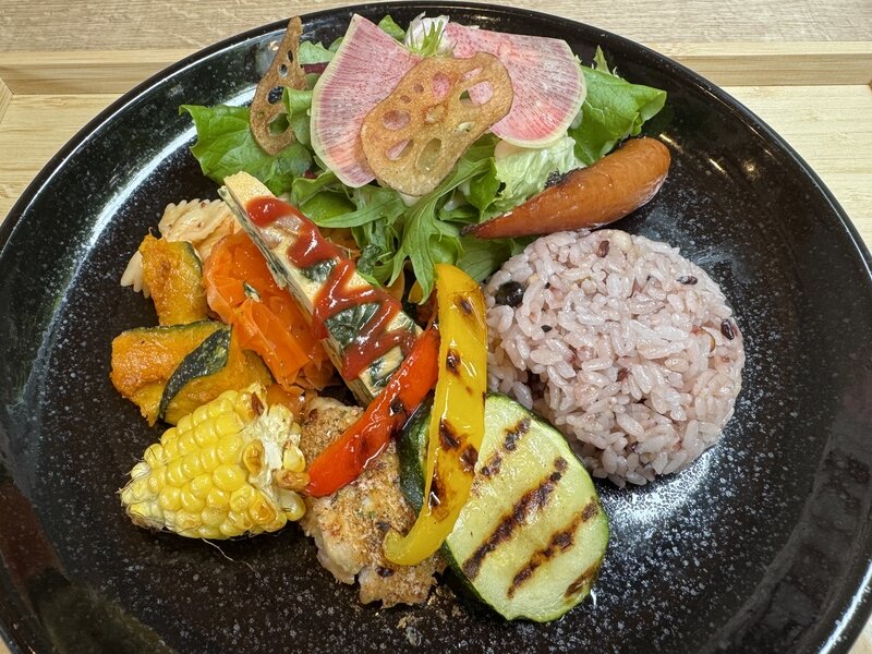 4月桜の季節にオープン！金沢市田上「サクラテラスカフェ