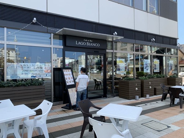 ラーゴ・ビアンコ小松駅前店