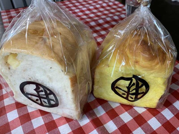 新出製パン所 (5)