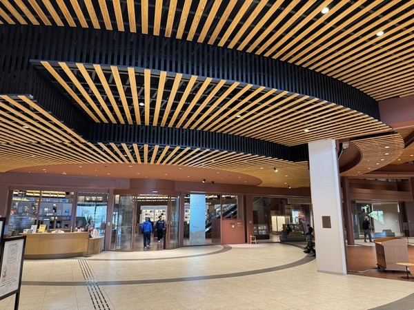 石川県立図書館 (4)