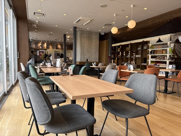 UNI COFFEE ROASTERY 石川小松店 (2)