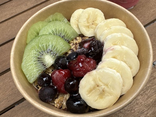 RYUKYU Cafe and Bar Banana Bulldog (9)