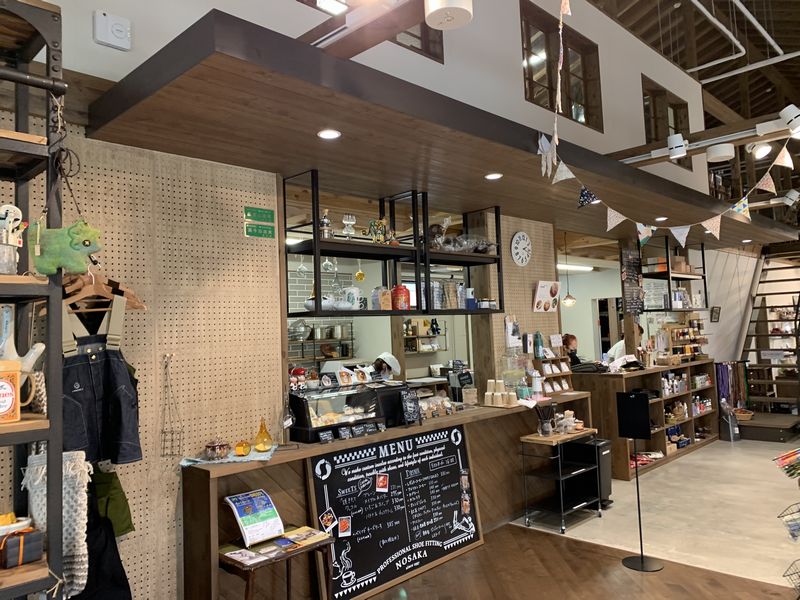 小松市吉竹町に移転「プロフェッショナル シューフィッティング のさか