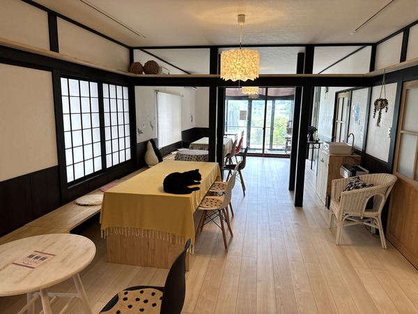 カフェダモン (3)