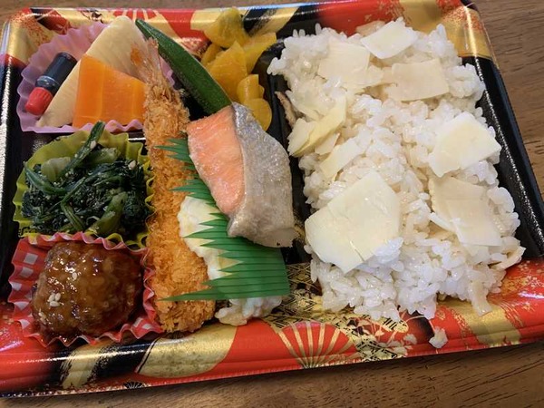 ヤハタすしべん (8)