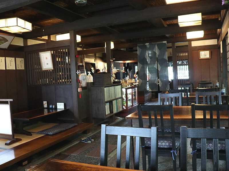 白山市鶴来白山比め神社の向かい側にある 山菜 川魚料理 りんどう 若鮎の季節を愉しむ あさぴーのおいしい独り言 白山市鶴来白山比め神社の向かい側にある 山菜 川魚料理 りんどう 若鮎の季節を愉しむ あさぴーのおいしい独り言