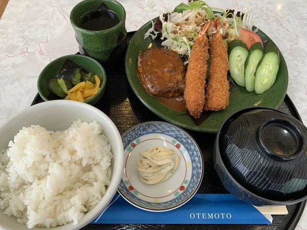 カフェテラス・ミツバ (9)