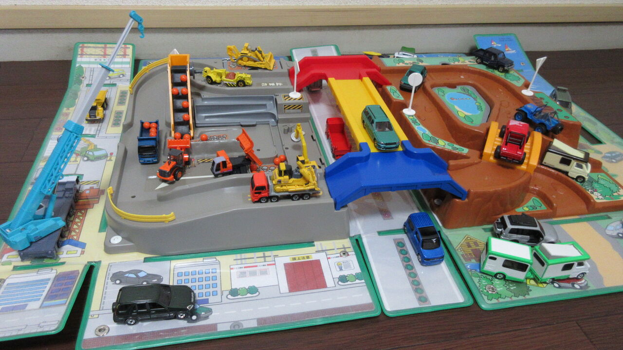 つながるおでかけ立体マップ : 自分の好きな音を勝手に出す