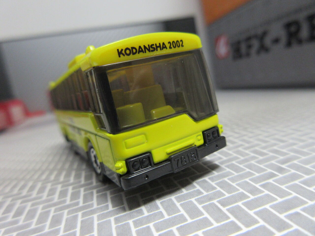 トミカトレーディングカード 講談社トミカトレーディングカード : 自分の好きな音を勝手に出す