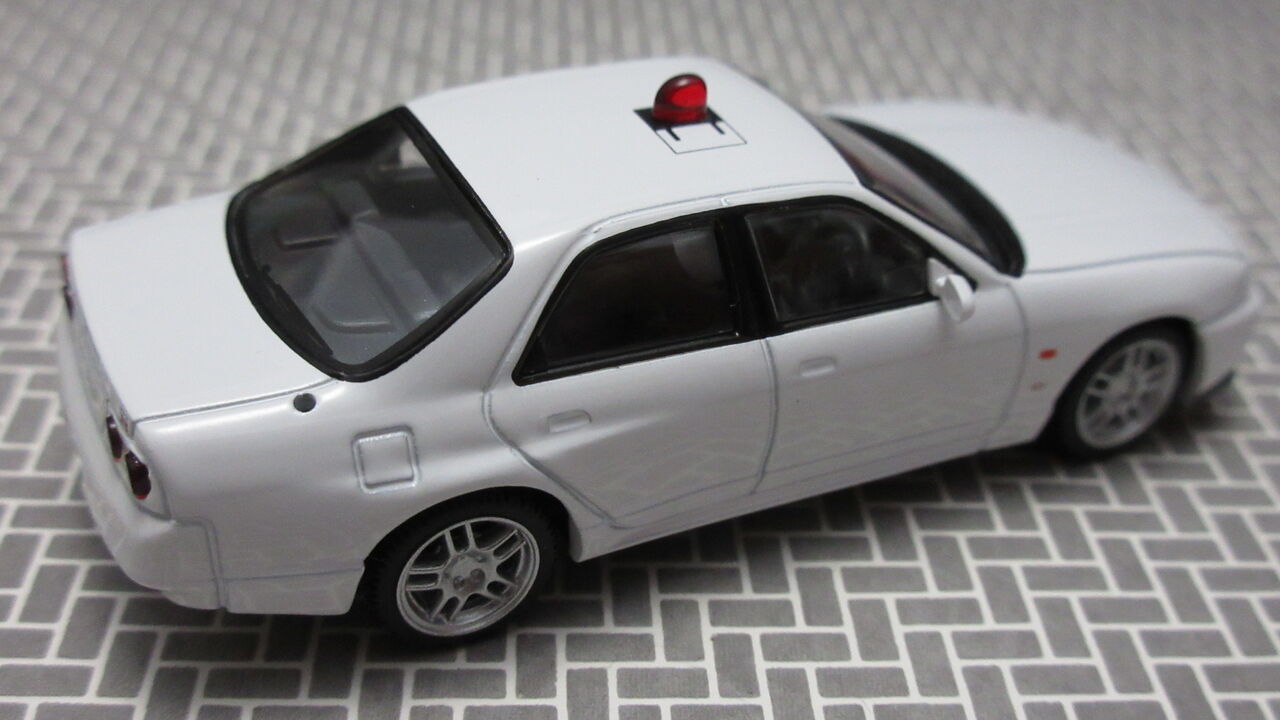 TLV 日産 スカイライン GT-R オーテックバージョン 覆面パトロールカー LV-N169a スカイラインGT-R オーテックバージョン 覆面パトカー