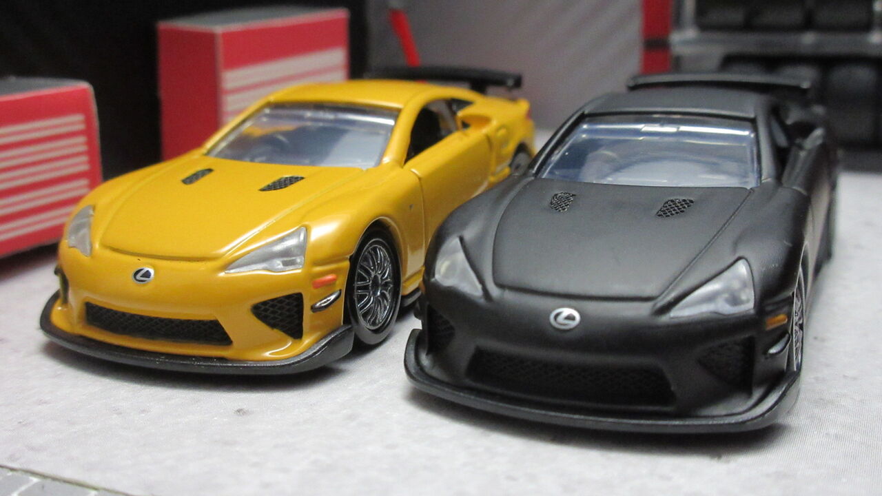 ﾄﾐｶﾌﾟﾚﾐｱﾑ】レクサスLFA : 自分の好きな音を勝手に出す