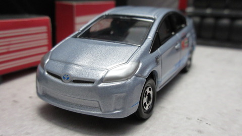 トミカ トヨタ プリウス プラグインハイブリッド　サークルKサンクスオリジナル Amazon | ▽TOMYトミカサークルK サンクストヨタ プリウス