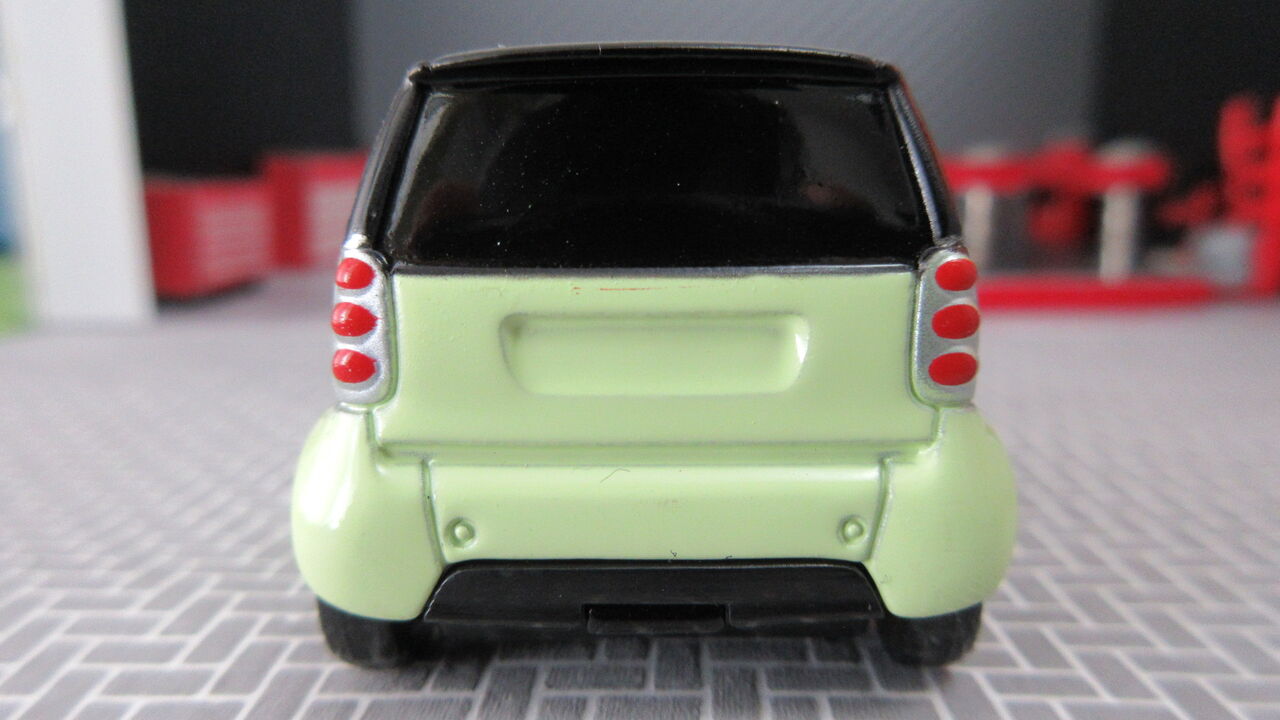 smart fortwo coupé ミニカー グリーン【非売品】 2025年最新】Yahoo!オークション -smart fortwo(ミニカー)の中古品