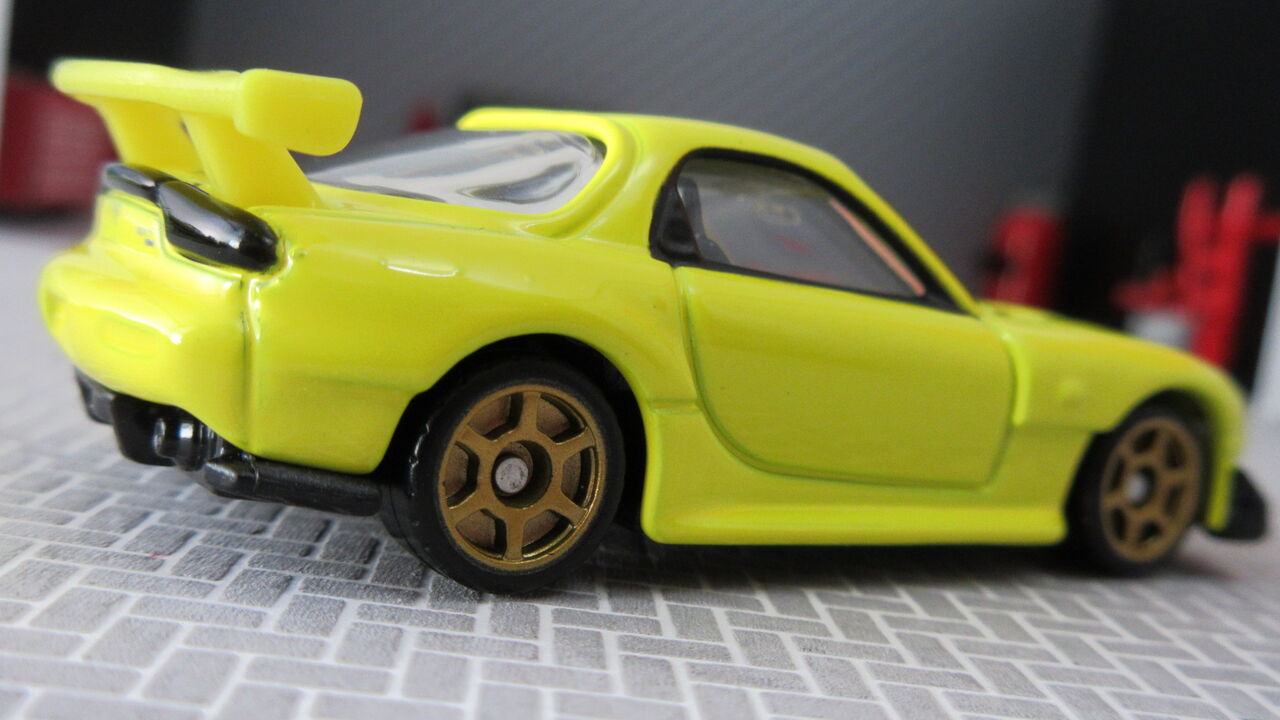 ドリームトミカ】頭文字D FD3S : 自分の好きな音を勝手に出す