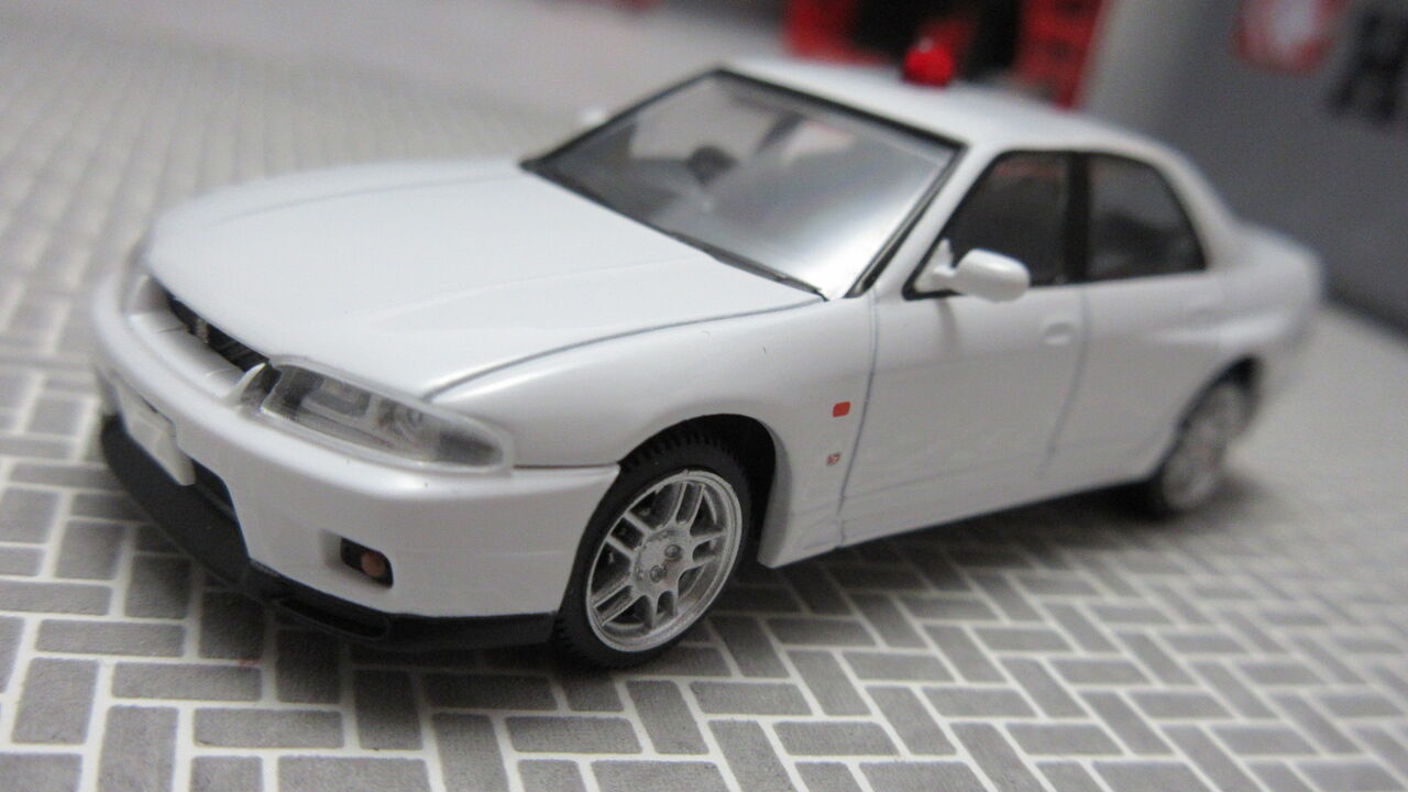 TLV 日産 スカイライン GT-R オーテックバージョン 覆面パトロールカー LV-N169a スカイラインGT-R オーテックバージョン 覆面パトカー