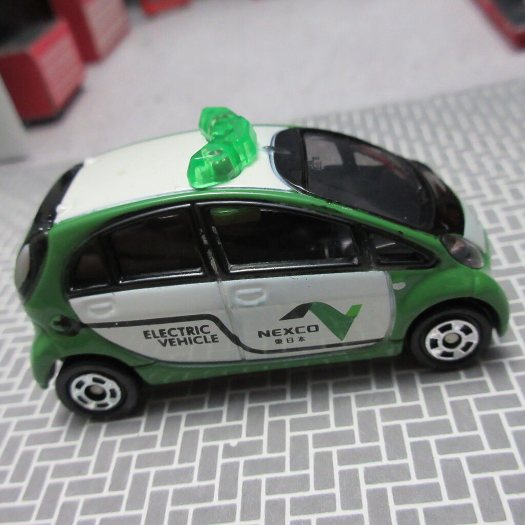 トミカ　三菱i-MiEV NEXCO東日本パトロールカー★エコロジートミカ トミカ／i-MiEV NEXCO東日本 テコロジートミカ - メルカリ
