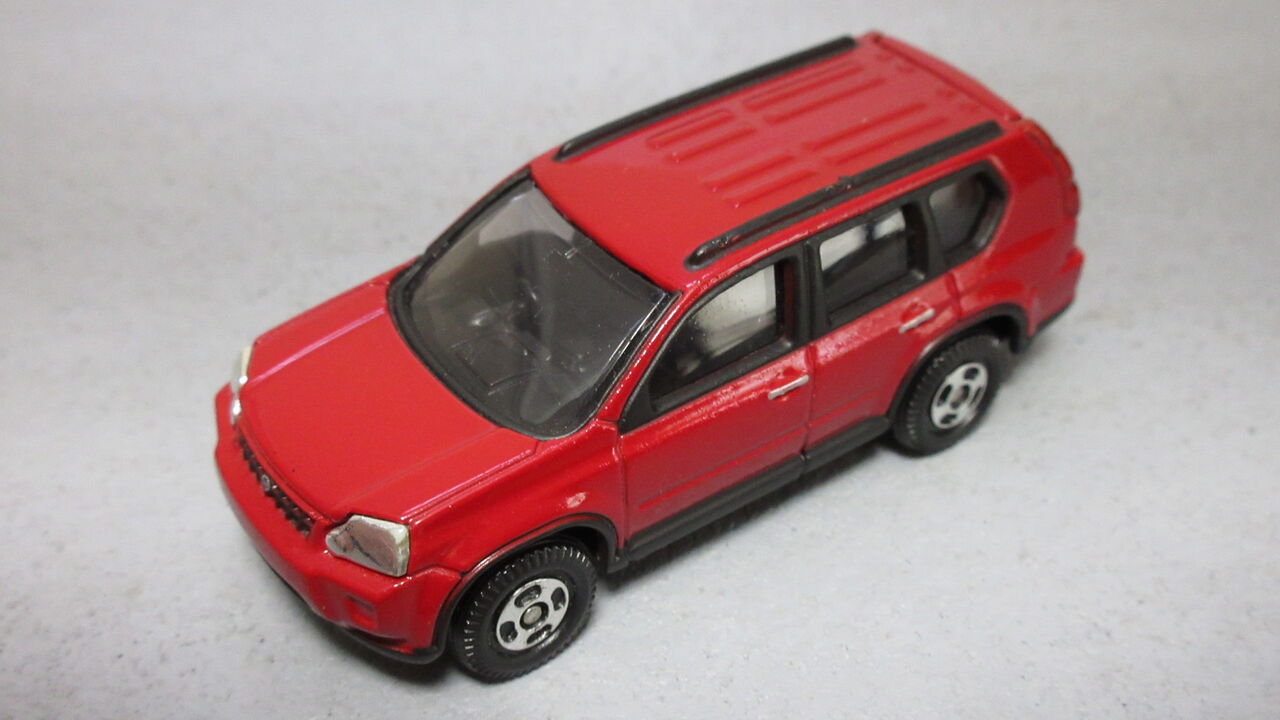 美品・未開封 X-TRAIL T32 バーニングレッド ミニカー - メルカリ