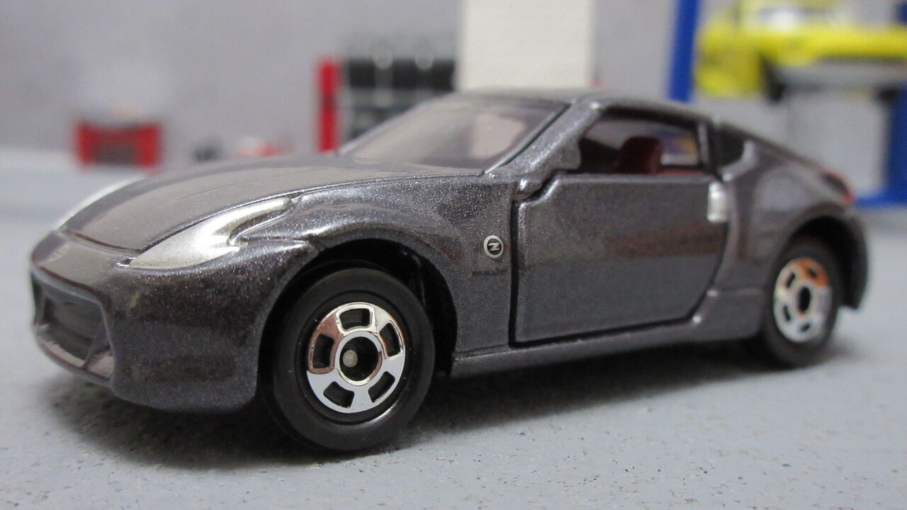 日産フェアレディZ 40周年記念車 : 自分の好きな音を勝手に出す