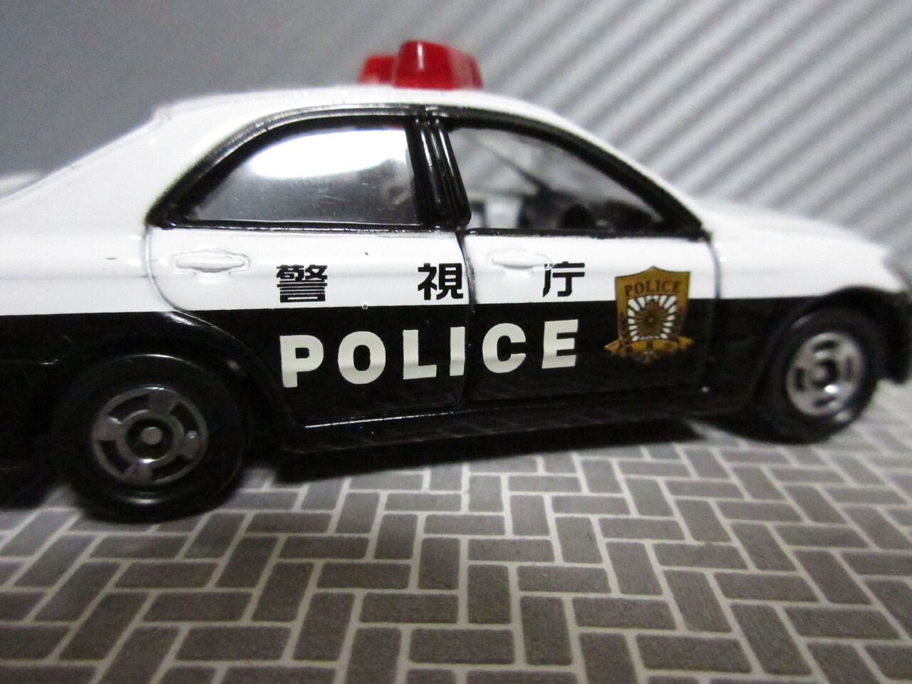トミカ　警視庁　パトカー モータートミカパトカー 一部にサビあり トミカ 警視庁 ミニカー