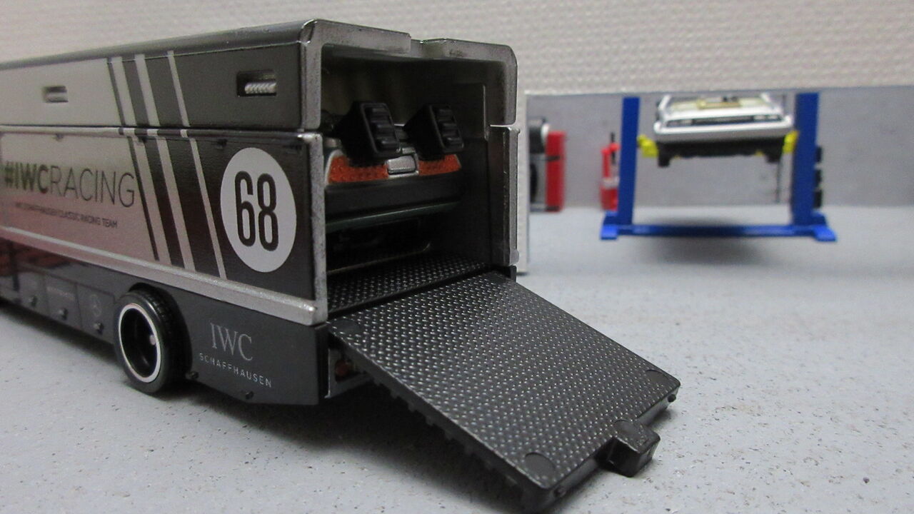 Usj限定 Back To The Futureデロリアン ひきこもりったいまっぷ