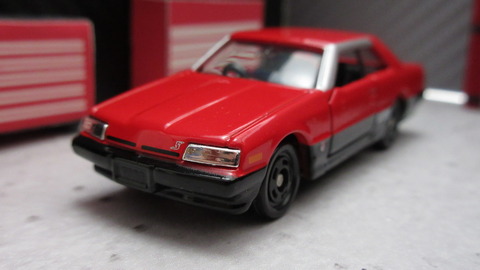 ef17a510-s.jpg