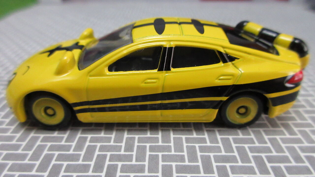 ドリームトミカ しまじろうカー ひきこもりったいまっぷ