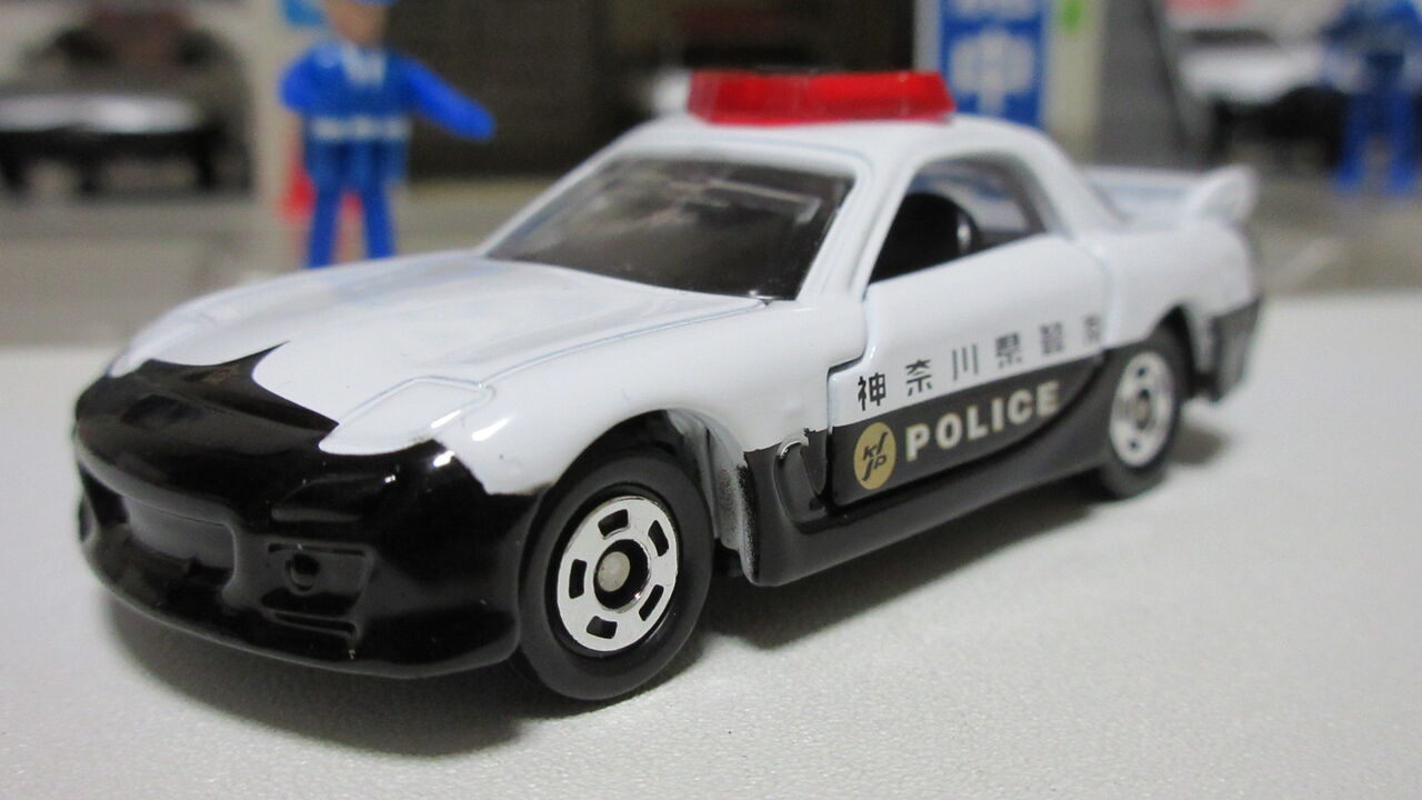 ｲﾍﾞﾝﾄﾓﾃﾞﾙ】RX-7パトカー : 自分の好きな音を勝手に出す