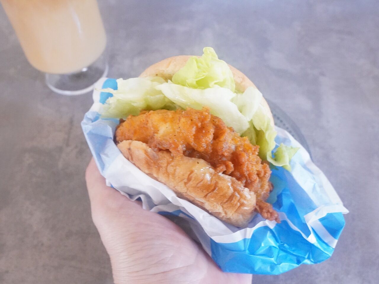 【新品・未開封　初回特典付】バーガーキッチン 4月の限定復刻バーガーのお知らせ📢📢 「オレンジチキンバーガー