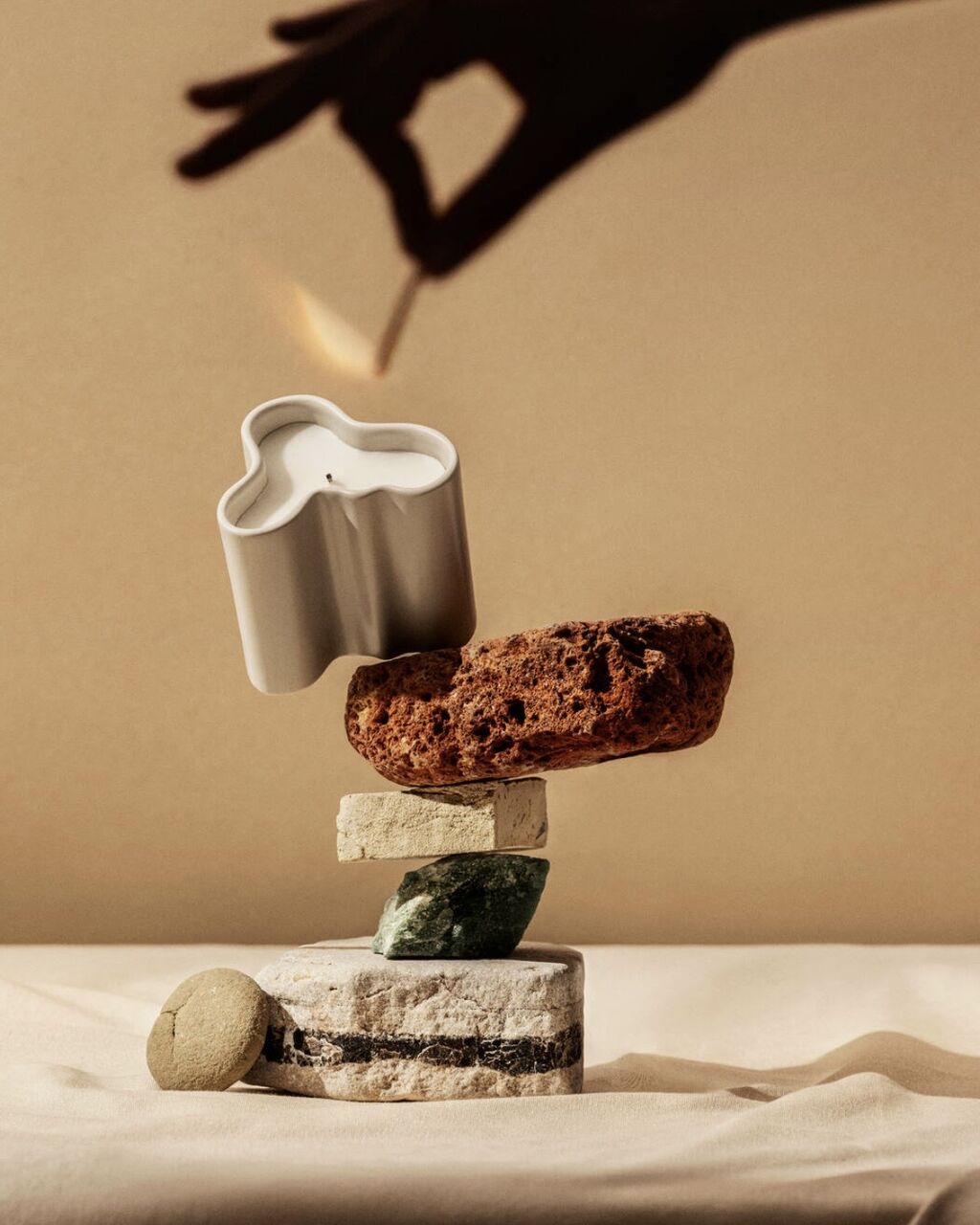 え、これ素敵…イッタラのセンティッドキャンドル、北欧らしい香りと