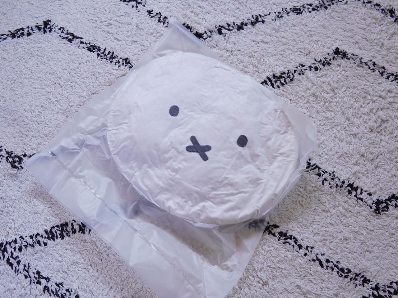 雑誌付録 ミッフィーのクッション激カワ やわらかふわふわ で癒される W 10年後も好きな家 家時間が好きになる 家事貯金 北欧インテリア Powered By ライブドアブログ