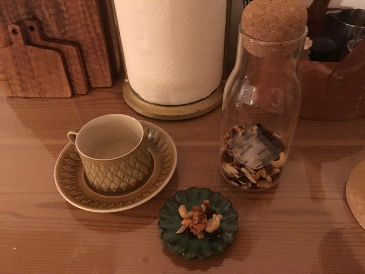 Kinto コロンとまるいコルク蓋がかわいいお気にいりのおしゃれなガラスキャニスター 10年後も好きな家 家時間が好きになる 家事貯金 北欧インテリア Powered By ライブドアブログ