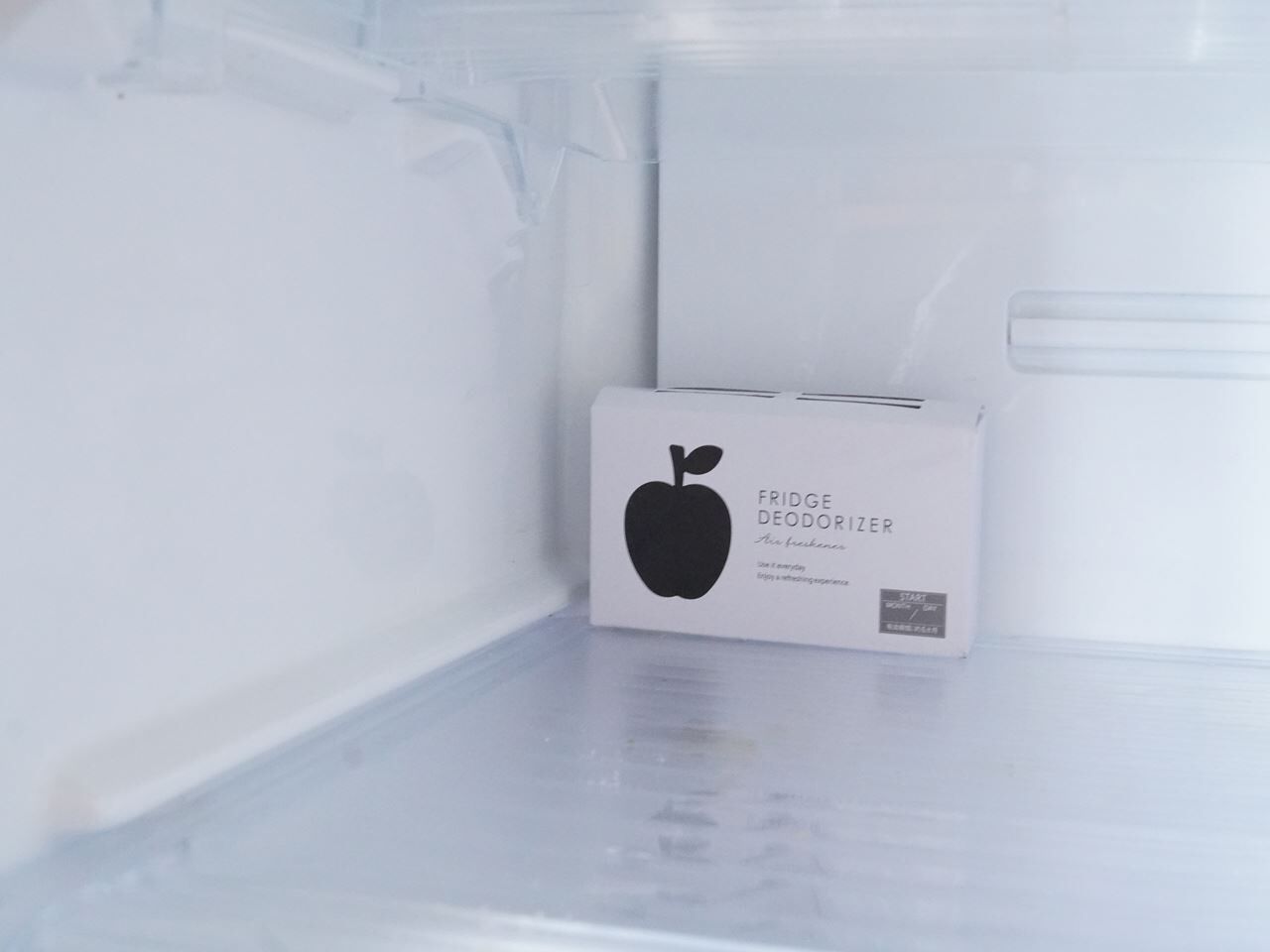 セリア おしゃれなモノトーン脱臭剤見つけた 冷蔵庫の臭い対策に便利 10年後も好きな家 家時間が好きになる 家事貯金 北欧インテリア Powered By ライブドアブログ
