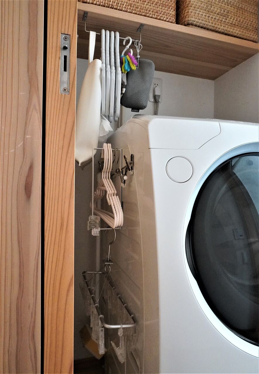 ニトリ マグネットで簡単取り付け 洗濯ハンガーラックで隙間収納 10年後も好きな家 家時間が好きになる 家事貯金 北欧インテリア Powered By ライブドアブログ