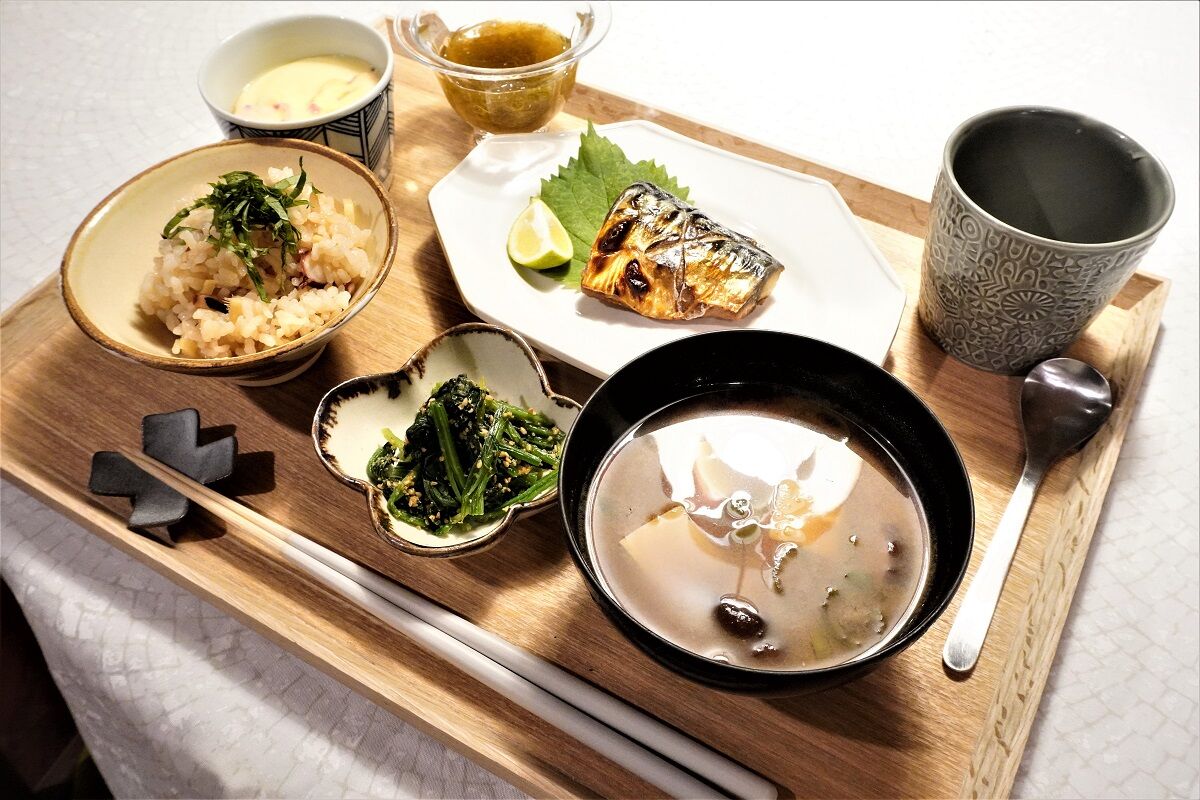 無印良品 木製角形トレーで配膳が超時短に 豆皿も楽しめます 10年後も好きな家 家時間が好きになる 家事貯金 北欧インテリア Powered By ライブドアブログ