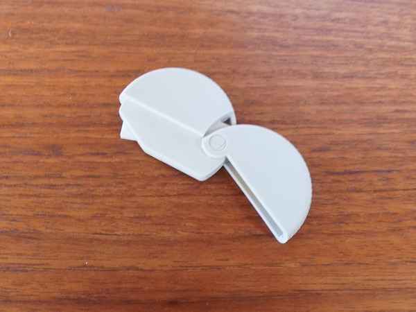 ダンボールカッター