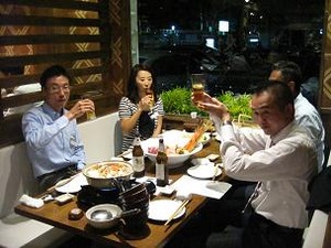 仲間達で乾杯