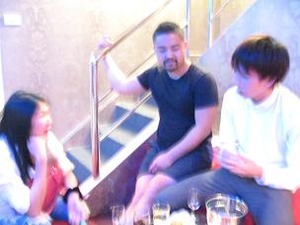 気がついたらY君が座っていた