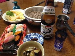 ランチは八海山とエンガワ鮨
