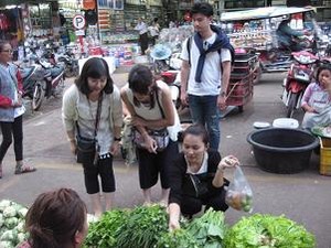 ソムタムの材料を買う