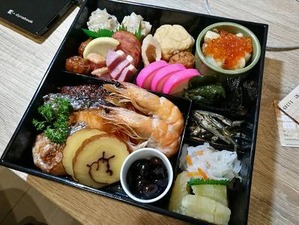 嬉しいお節料理です