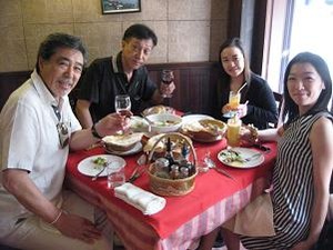 駐在妻とタイ人とランチ