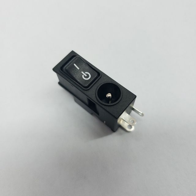 秋月電子で部材を購入 スイッチ付きdcジャックなど 0を1にする 検査機メーカーになった町工場のブログ