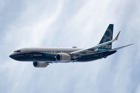 Boeing_737-8_MAX_N8704Q_(27946580010)_(rotated)