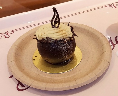 Picsart_22-09-28_00-40-07-830