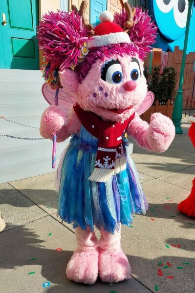 Picsart_23-11-29_15-23-53-615