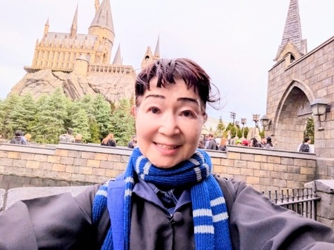 Picsart_25-10-21_11-24-05-526~2